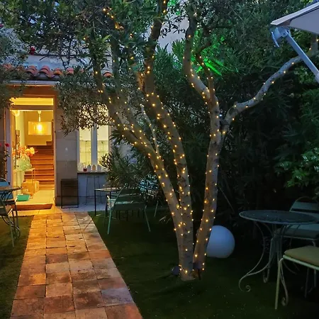 Une Bulle De Bien Etre Avec Spa Privatif Et Petit Dejeuner Inclus Pres De Castelnaudary Bed & Breakfast *