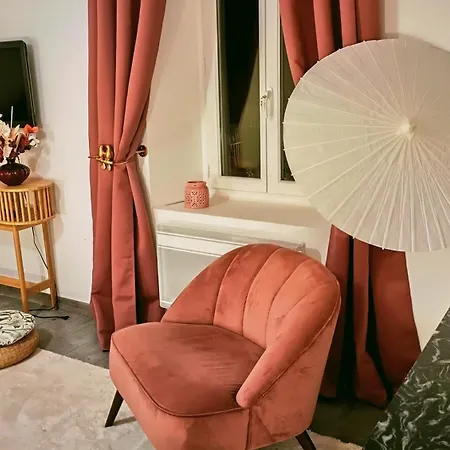 Une Bulle De Bien Etre Avec Spa Privatif Et Petit Dejeuner Inclus Pres De Castelnaudary Pexiora